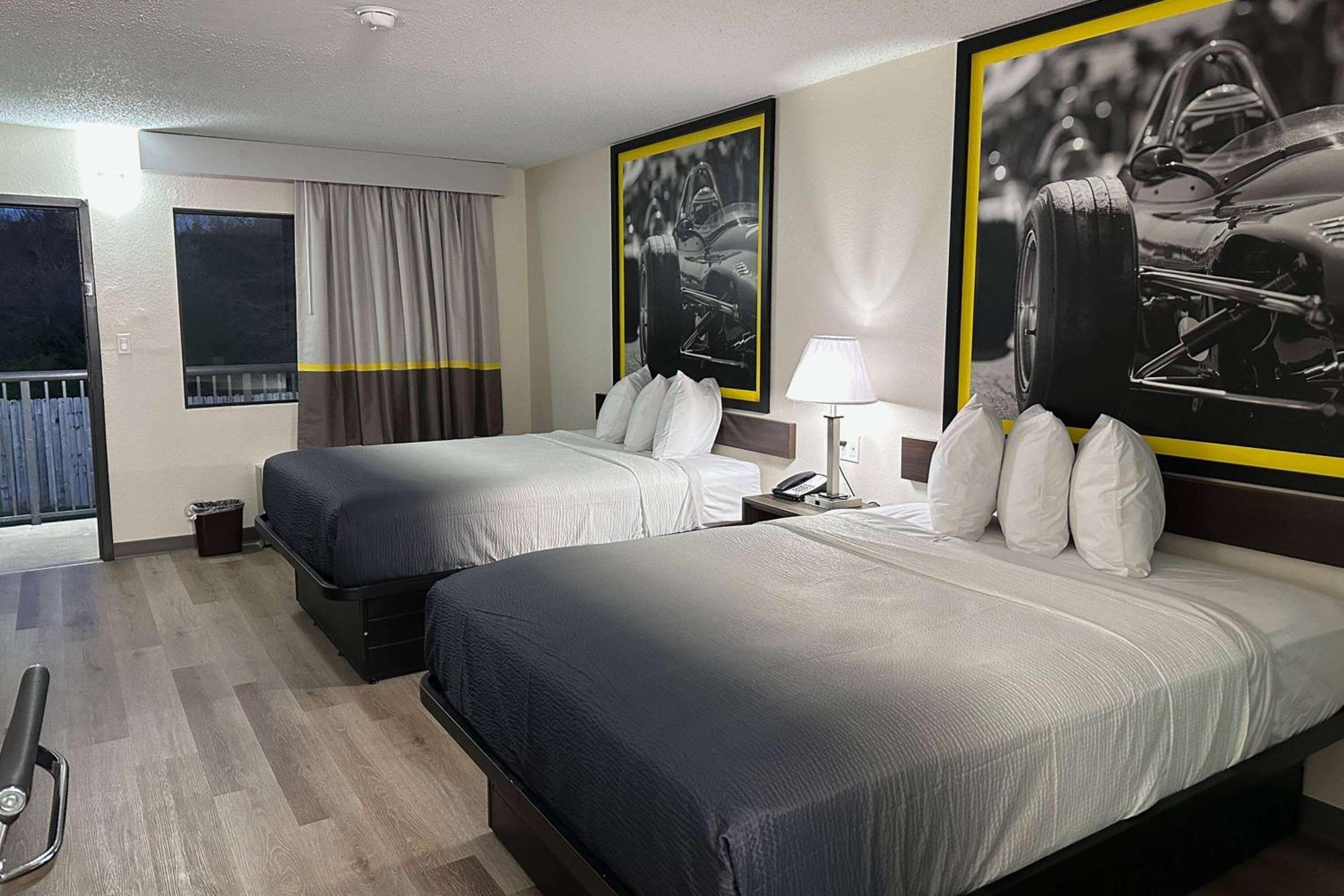 Super 8 By Wyndham Kannapolis Ngoại thất bức ảnh