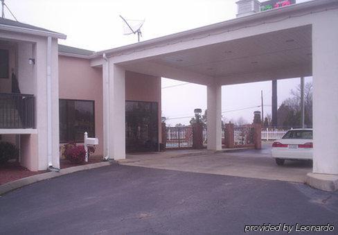 Super 8 By Wyndham Kannapolis Ngoại thất bức ảnh